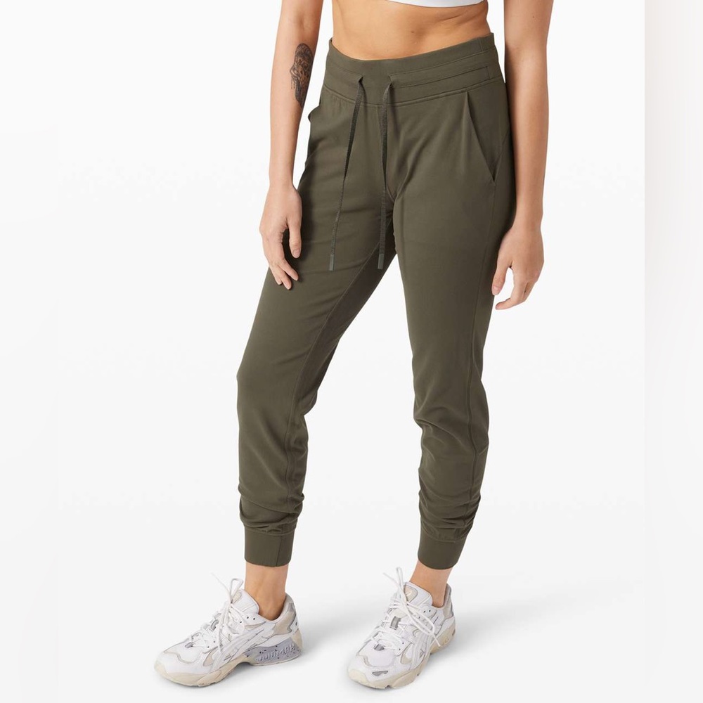 Lululemon Ready To Rulu Pant Joggers in Dark Olive Green